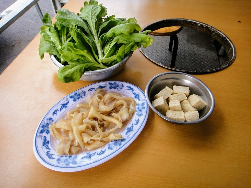 【美食】竹南科學園區美食推薦 超人氣苗栗竹南正宗老店羊肉爐推薦「詹師傅 竹南越式羊肉爐」