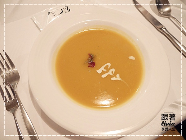 1107-勻淨湖景觀餐廳民宿50