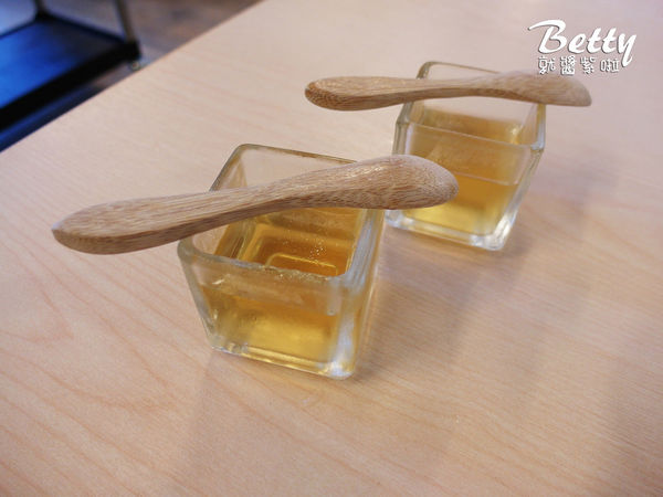 20170211蒸海精緻鍋物 (44).jpg