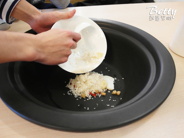 20170211蒸海精緻鍋物 (14).jpg