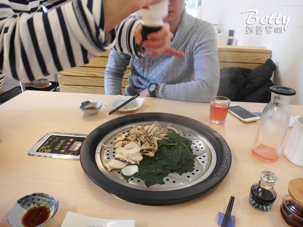 20170211蒸海精緻鍋物 (25).jpg