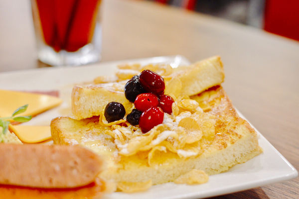 ［桃園市 中壢區］豐滿總匯三明治 豐滿中壢中原店 早起後的大滿足  中壢早午餐 咖啡下午茶 中原夜市 中原大學