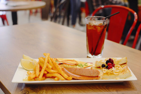 ［桃園市 中壢區］豐滿總匯三明治 豐滿中壢中原店 早起後的大滿足  中壢早午餐 咖啡下午茶 中原夜市 中原大學