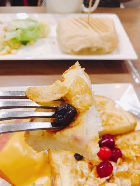 ［桃園市 中壢區］豐滿總匯三明治 豐滿中壢中原店 早起後的大滿足  中壢早午餐 咖啡下午茶 中原夜市 中原大學