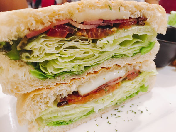 ［桃園市 中壢區］豐滿總匯三明治 豐滿中壢中原店 早起後的大滿足  中壢早午餐 咖啡下午茶 中原夜市 中原大學