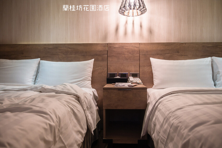 ｜嘉義住宿｜蘭桂坊花園酒店，離嘉義必逛的文化路夜市走路只要5分鐘，吃林聰明沙鍋魚頭也很方便 - 婷兒旅行地圖