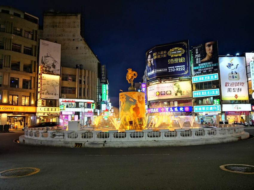 【嘉義住宿】嘉義文化路夜市住宿推薦/蘭桂坊花園酒店~緊鄰文化路夜市,逛街購物享美食都方便