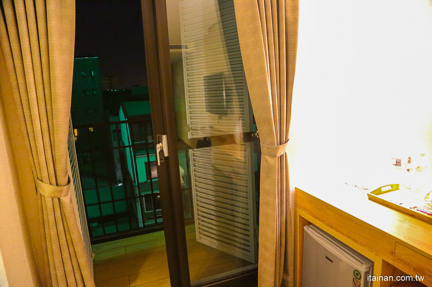 來嘉義住這裡!鄰近文化夜市的『蘭桂坊花園酒店』自助式早餐超豐盛,還有雞肉飯無限吃,再一併收藏文化夜市必吃小吃吧!! - 台南好Food遊