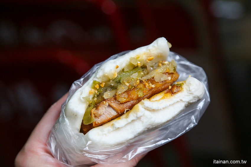 來嘉義住這裡!鄰近文化夜市的『蘭桂坊花園酒店』自助式早餐超豐盛,還有雞肉飯無限吃,再一併收藏文化夜市必吃小吃吧!! - 台南好Food遊