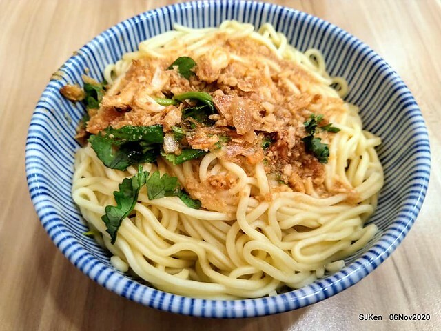 The Squip soup & the dry noodle store