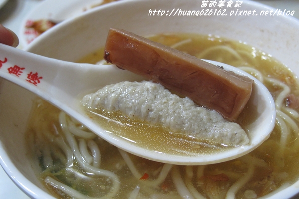 兩喜號魷魚羹(西園店):【台北萬華區】老字號古早味『兩喜號魷魚羹-西園店』艋舺美食推薦/捷運龍山站 兩喜號魷魚羹(西園店):【台北萬華區】老字號古早味『兩喜號魷魚羹-西園店』艋舺美食推薦/捷運龍山站