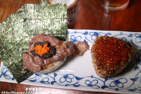 香聚餐酒館：【台北大安區】東區餐酒館推薦『香聚餐酒館 The Dainties Bistro』必點日式料理丼飯/燒烤 鮮烤透抽(青醬）、手作鮮魚一夜干、烤豬五花私房辣味....每一道料理都非常下酒好吃~