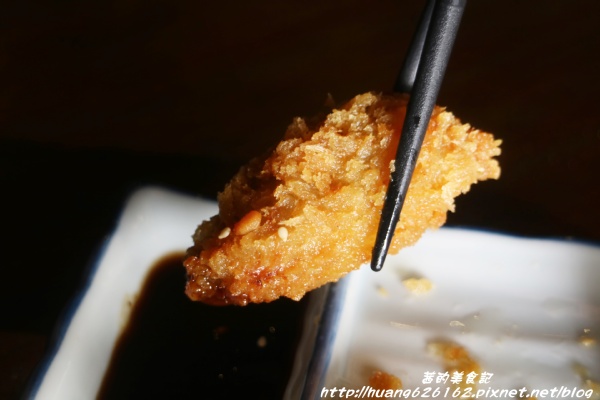 香聚餐酒館：【台北大安區】東區餐酒館推薦『香聚餐酒館 The Dainties Bistro』必點日式料理丼飯/燒烤 鮮烤透抽(青醬）、手作鮮魚一夜干、烤豬五花私房辣味....每一道料理都非常下酒好吃~