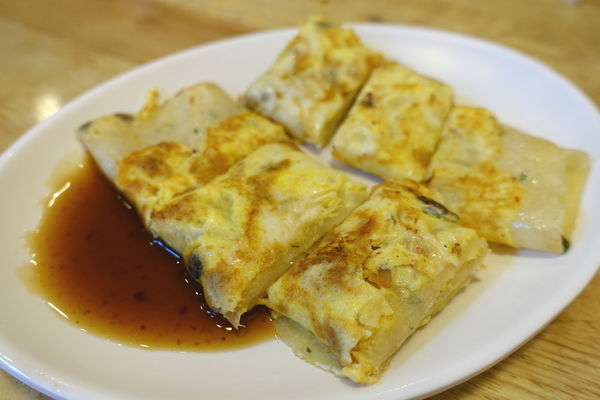 麥町吐司工房(寶興店)‧獨家蛋餃子配上中秋烤肉捲餅，傳統又有新意的早餐吃不膩!!!