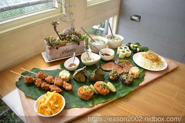 新竹尖石宇老美食推薦 | 以娜的店 高山上的原住民風味餐，無菜單料理，一次享受12種不一樣的食材風味料理