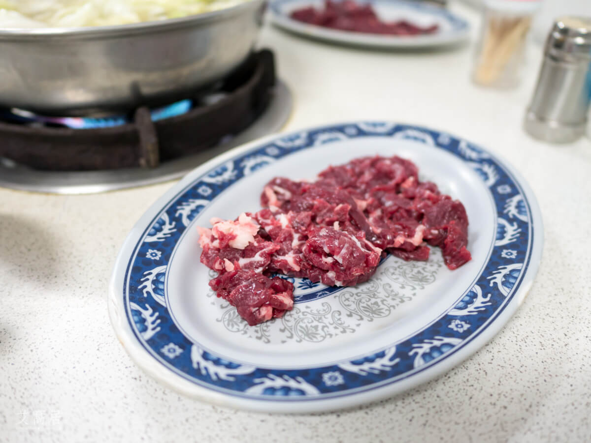 湖東牛肉館 湖內現宰溫體牛肉火鍋．沒訂位吃不到的老饕私房店