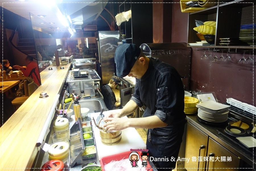 20170304《台北中山區美食》心花開日本料理。生魚片。握壽司。丼飯。好吃平價日式料理︱林森北路五條通居酒屋推薦（影片） (45).jpg