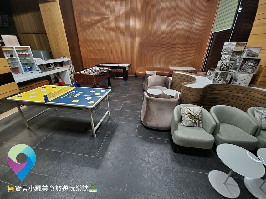 [旅宿]台南 舒適CP值極佳 免費自助式洗衣超貼心 一旁的海安路商圈 越夜越美麗 夜晚漫步好悠閒 榮美金鬱金香