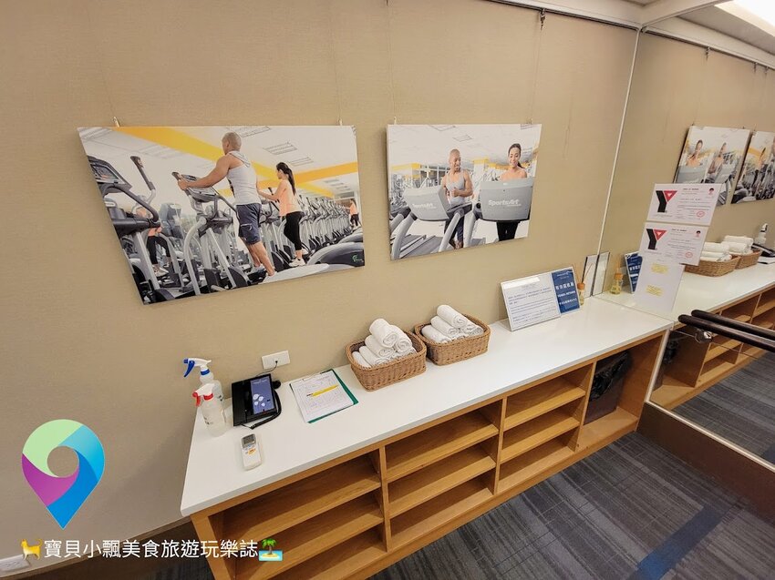 [旅宿]台南 舒適CP值極佳 免費自助式洗衣超貼心 一旁的海安路商圈 越夜越美麗 夜晚漫步好悠閒 榮美金鬱金香