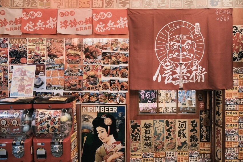台中北區｜浮誇系海鮮丼飯第一名！新鮮爆量海鮮令人回味無窮｜信
