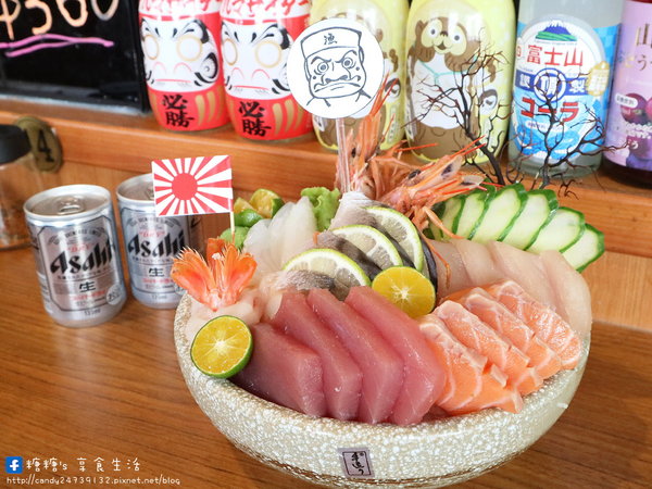 信兵衛：〖台中│美食〗信兵衛 手作丼飯壽司 ❤ 近中華夜市，CP值大破表的日式料理!!新品兵衛爆牛丼份量超實在，肉肉有夠多，還有特盛刺身，份量也超驚人~