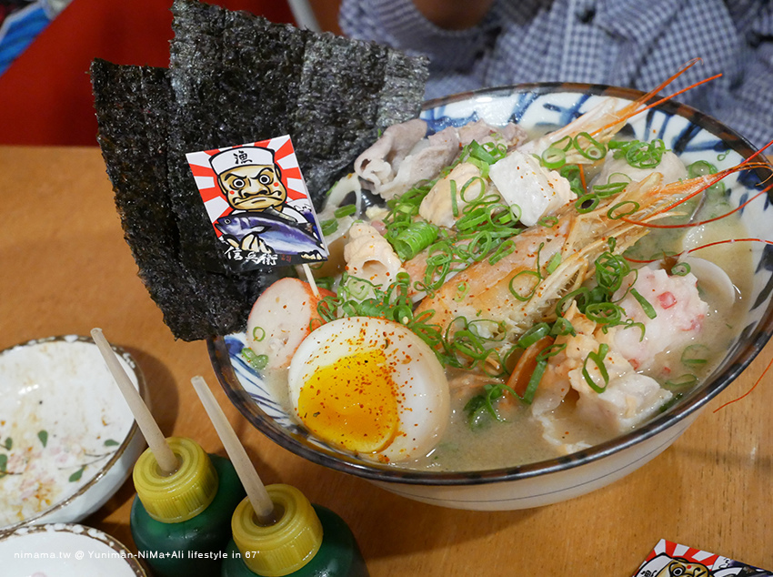 台中北區美食▎信兵衛CP值超高、平價大份量、超好吃的日式手作丼飯壽司 - 婗媽。甜栗子的品味生活／美妝保養