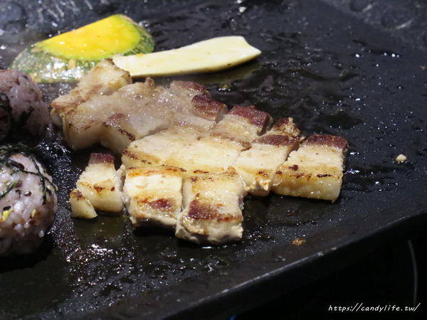 火板大叔韓國烤肉：台中美食│火板大叔韓國烤肉〃好吃韓國烤肉推薦，近中國醫藥大學，老闆是韓國人哦～