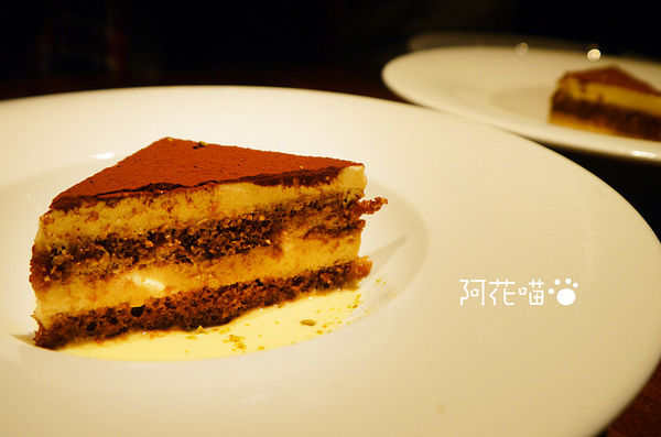 Salvatore Cuomo ＆ Bar：【忠孝復興│義式】世界冠軍披薩『Salvatore Cuomo ＆ Bar』，日本來的！微風廣場美味上菜