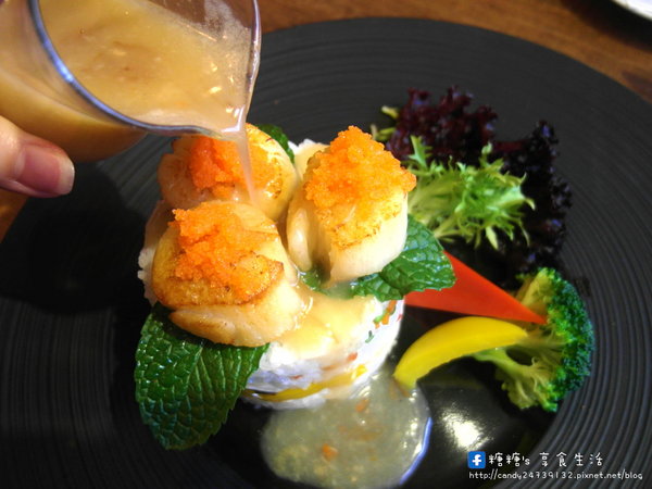 Nine High 久嗨微醺壹號店:〖台中│美食〗Nine High 久嗨微醺壹號店 ❤ 台中特色餐酒館,以獅子為主題,隱藏於巷弄中,近台中SOGO百貨~超吸睛微醺飯蛋糕登場,還有澎派炸物唷!!