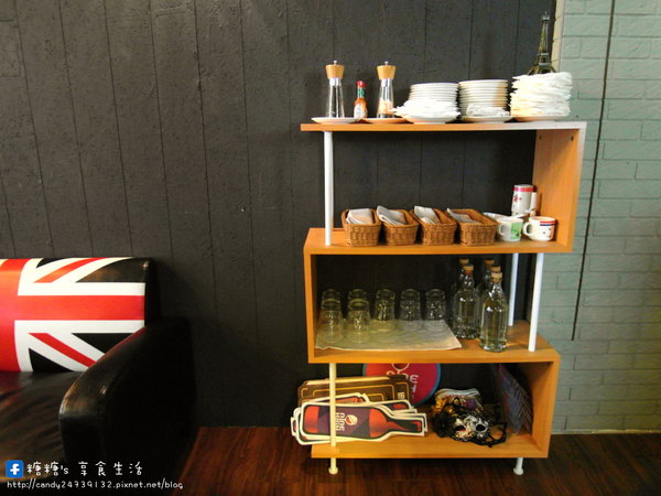 Nine High 久嗨微醺壹號店:〖台中│美食〗Nine High 久嗨微醺壹號店 ❤ 台中特色餐酒館,以獅子為主題,隱藏於巷弄中,近台中SOGO百貨~超吸睛微醺飯蛋糕登場,還有澎派炸物唷!!