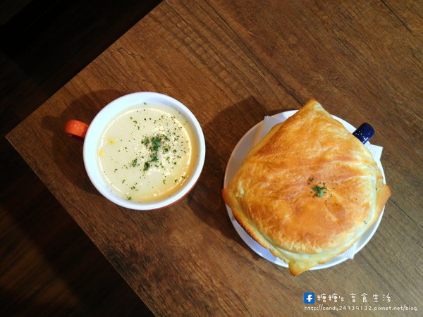 Nine High 久嗨微醺壹號店:〖台中│美食〗Nine High 久嗨微醺壹號店 ❤ 台中特色餐酒館,以獅子為主題,隱藏於巷弄中,近台中SOGO百貨~超吸睛微醺飯蛋糕登場,還有澎派炸物唷!!