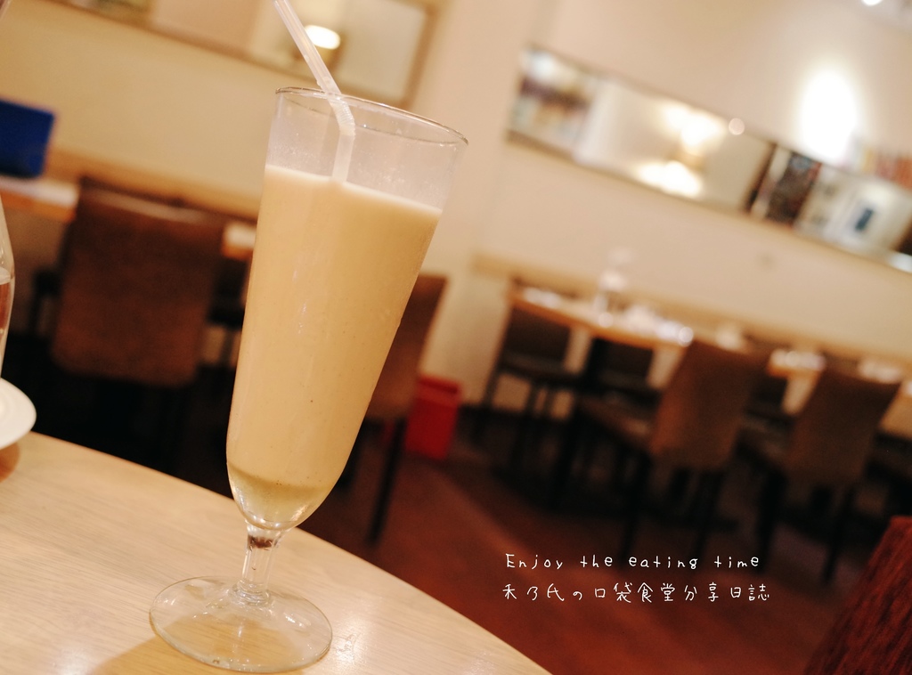 17-06-03-15-07-25-428_deco.jpg 17-06-03-15-07-25-428_deco.jpg