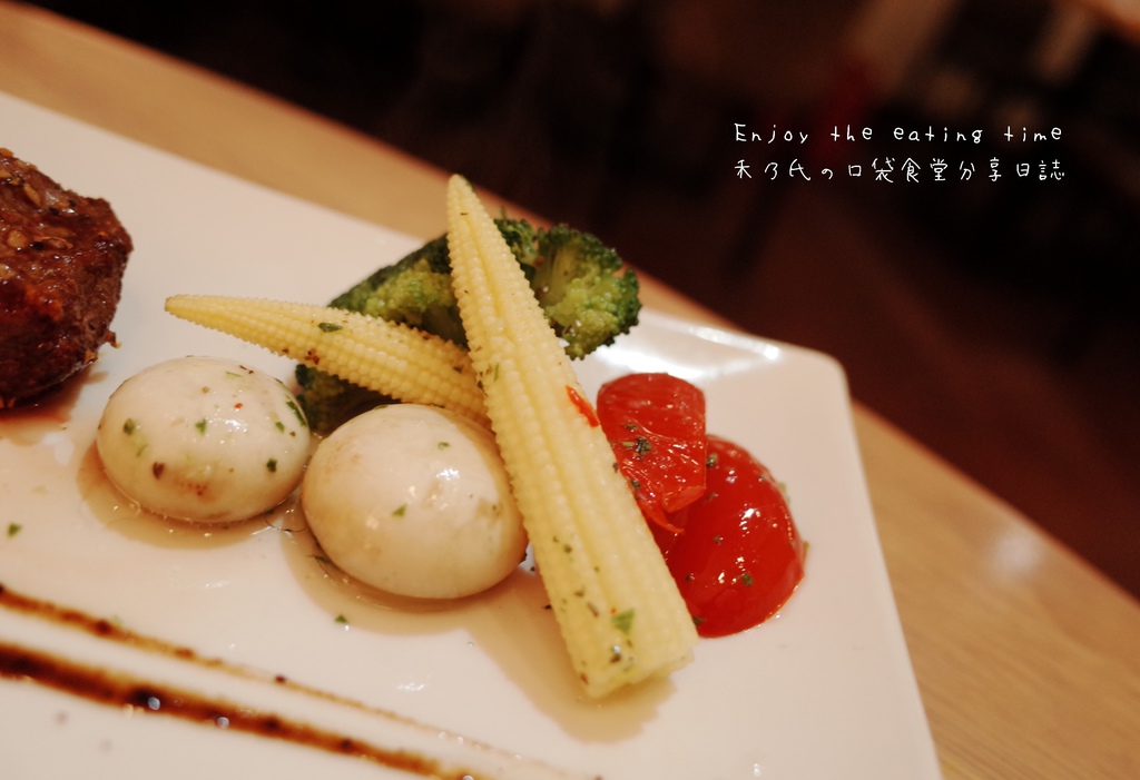 17-06-03-14-39-09-363_deco.jpg 17-06-03-14-39-09-363_deco.jpg