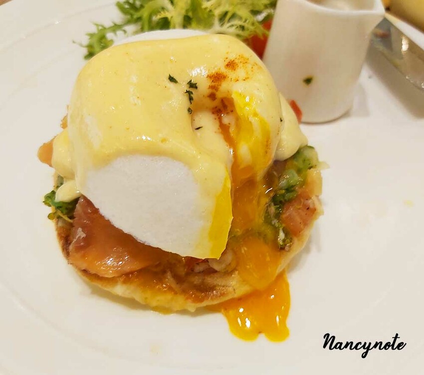 高雄三多美食:woosaパンケーキ 屋莎鬆餅屋 雲朵上的滋味 雲之優格冰沙 ㄉㄨㄞㄉㄨㄞ鬆餅 高雄下午茶 - 小N手札 Nancynote