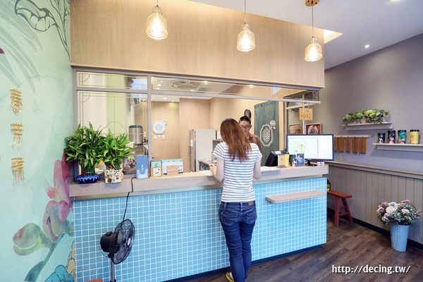 春芳號chunfunhow-台南永康店：【台南美食】春芳號chunfunhow：文青復古潮流飲品！不只引領時尚，更引領你找到對的人~