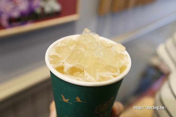 春芳號chunfunhow-台南永康店：【台南美食】春芳號chunfunhow：文青復古潮流飲品！不只引領時尚，更引領你找到對的人~