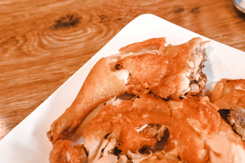 韓國釜山美食 百年鐵鍋炸雞백년가마솥통닭