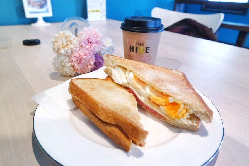 カフェ ハイブ （cafe HIVE)金麟湖旁熊本咖啡廳