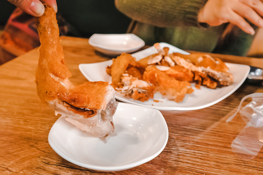 韓國釜山美食 百年鐵鍋炸雞백년가마솥통닭