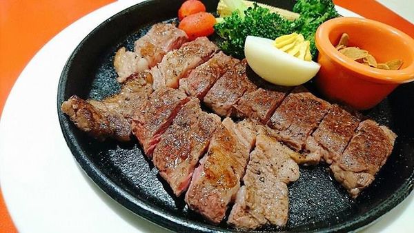 14886165_10154021196431762_298006663_n