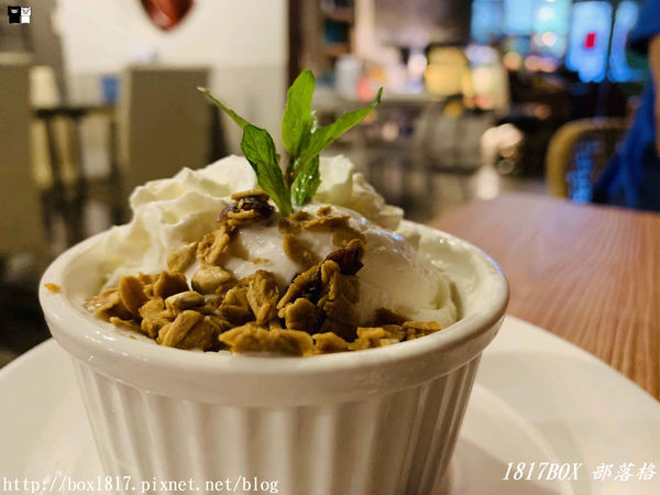 【高雄。鳳山】鳳山揪棧。老屋咖啡。蔬食餐廳