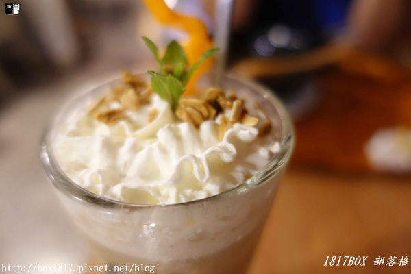 【高雄。鳳山】鳳山揪棧。老屋咖啡。蔬食餐廳