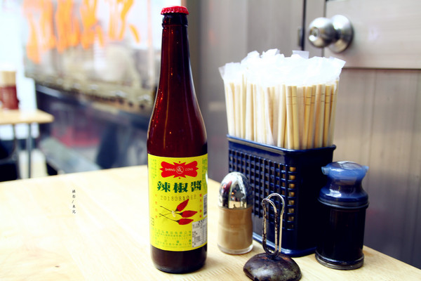 台南滷三塊:【台北市北投區。小吃】台南魯三塊 五花肉飯 近石牌捷運站 入口即化的古早味 北投晚餐消夜早餐 台南滷三塊:【台北市北投區。小吃】台南魯三塊 五花肉飯 近石牌捷運站 入口即化的古早味 北投晚餐消夜早餐