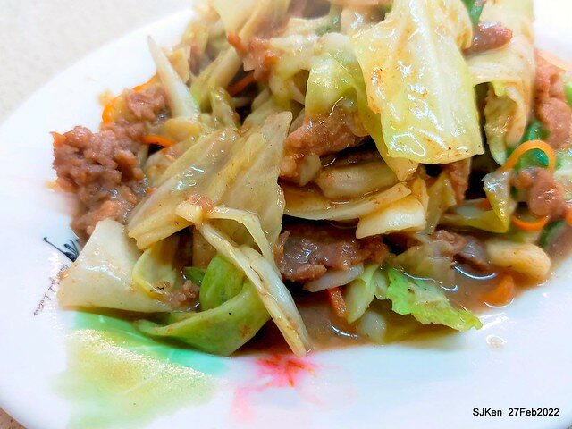 「台牛牛肉湯」(Beef soup & fried dishes store), Taipie, Taiwan, Feb 27,2022.