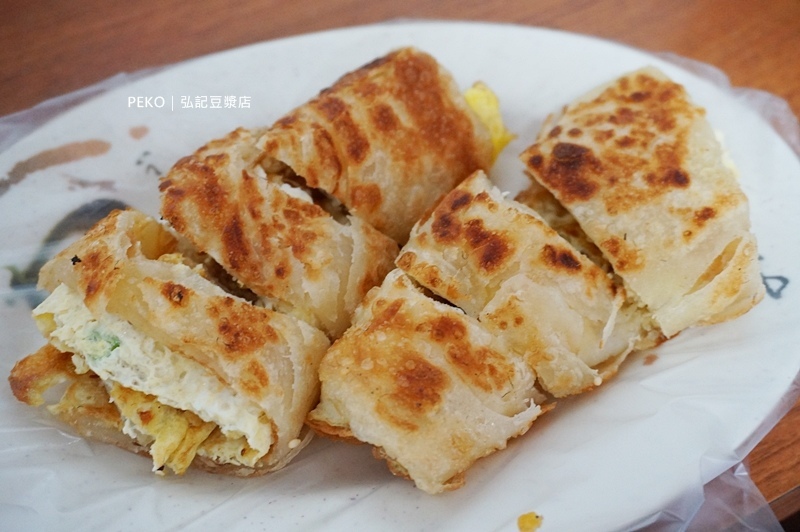 弘記豆漿店.蘆洲美食.弘記豆漿店菜單.炸蛋飯糰.溏心蛋飯糰.手工蛋餅.