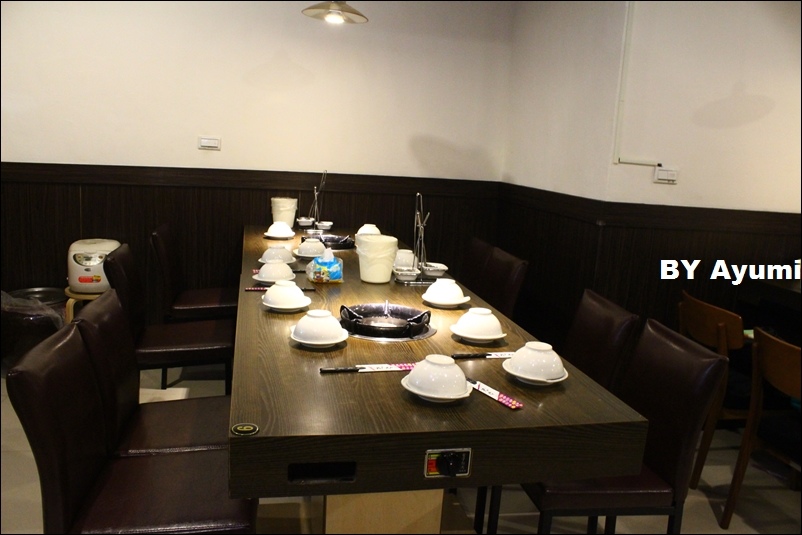 有乾人鴛鴦麻辣火鍋：『愛評體驗團』有乾人鴛鴦麻辣火鍋-麻而不辣、選用上等食材、通通是主打