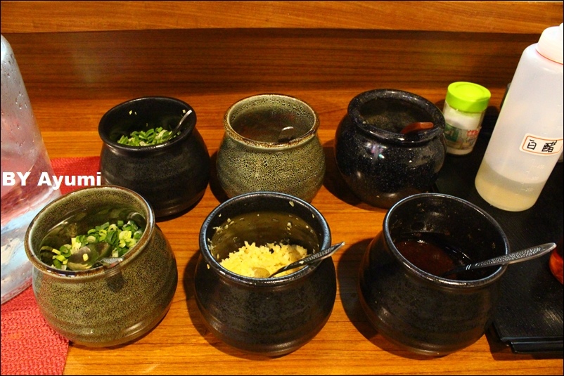 有乾人鴛鴦麻辣火鍋：『愛評體驗團』有乾人鴛鴦麻辣火鍋-麻而不辣、選用上等食材、通通是主打