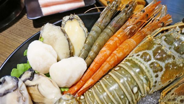 【板橋美食】有乾人麻辣鴛鴦火鍋-真材實料!吃了會著迷的隱藏版巷弄麻辣火鍋店