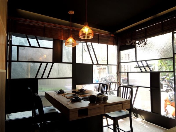 三道一鍋 杳 概念店： 東區火鍋 三道一鍋 杳概念店 日式涮涮鍋 商業午餐 火鍋雜炊必點 有包廂適合聚餐~