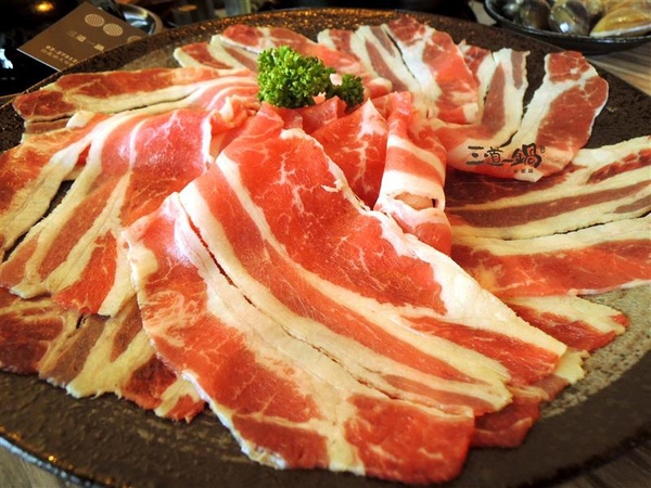 三道一鍋 杳 概念店： 東區火鍋 三道一鍋 杳概念店 日式涮涮鍋 商業午餐 火鍋雜炊必點 有包廂適合聚餐~